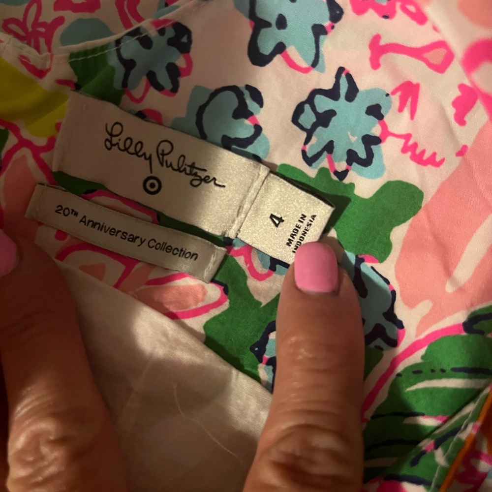 Lilly Pulitzer beautiful floral dress - Picture 3 of 8